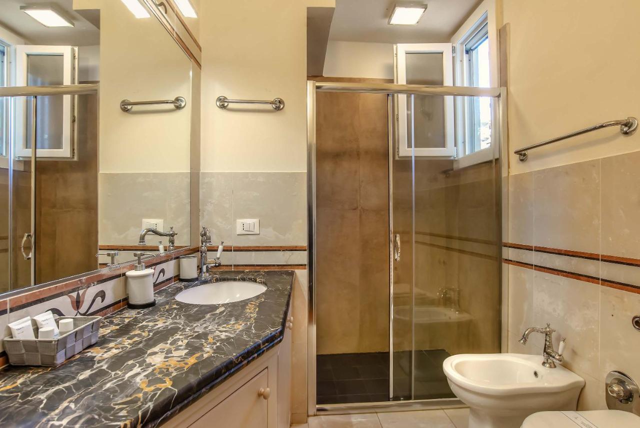 Lovely Flat In The Historical Palazzo Gherardi Florence Extérieur photo